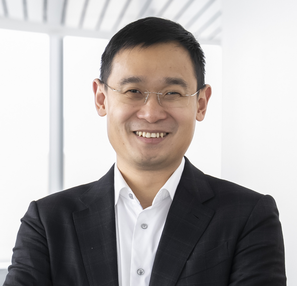 Dashun Wang