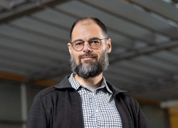 Headshot photo of speaker