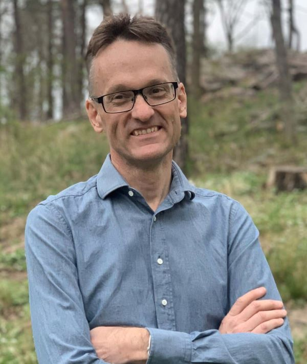 Dr. Erik Lindahl