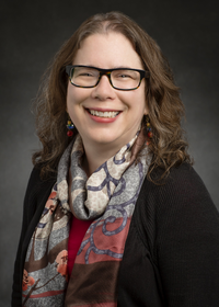 Head shot of Cathy Murphy